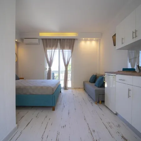 Golden View Chrysi Ammoudia