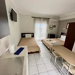Διαμέρισμα Golden View *