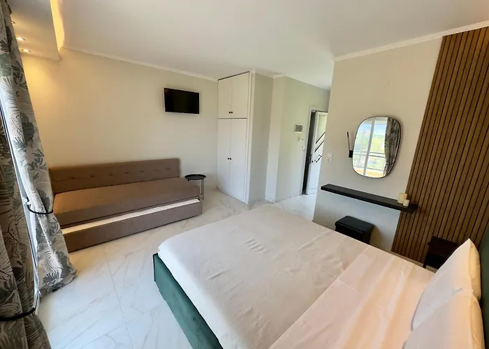 Golden View Chrysi Ammoudia